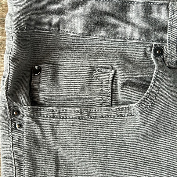 BUFFALO DAVID BITTON Men’s Jeans, MADE IN CAMBODIA, Grey, 36x30 - Picture 5 of 9